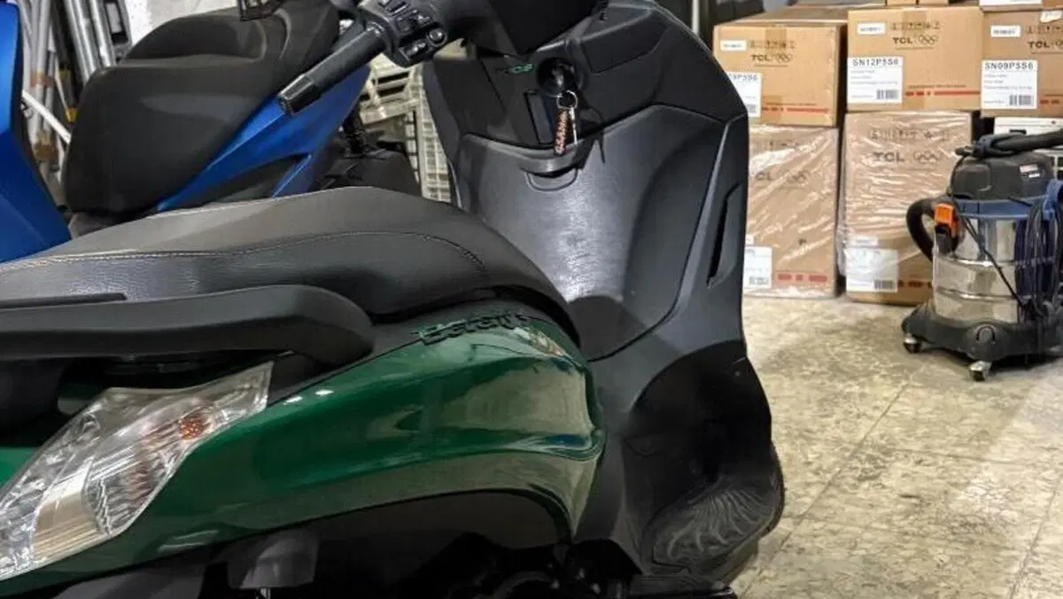 Piaggio Beverly 300 S i.e. ABS-ASR (2016 - 20)  (3)