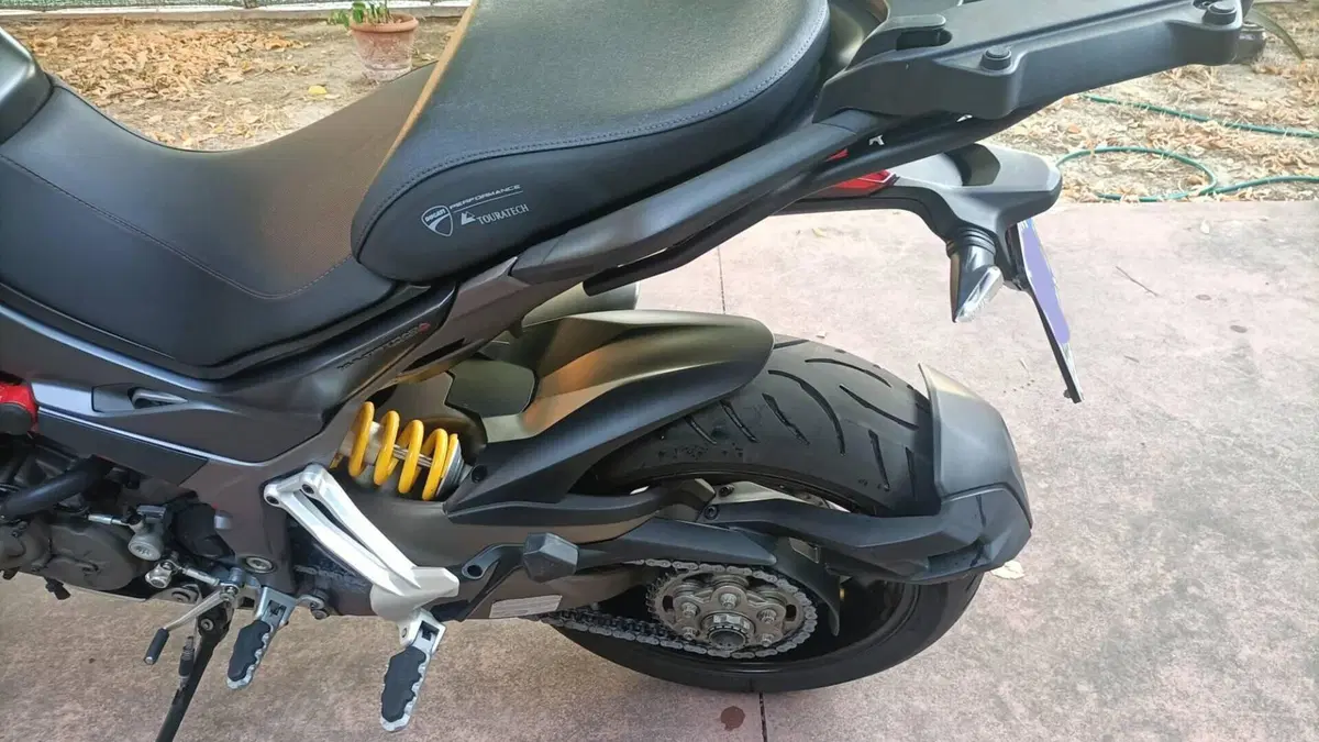 Ducati Multistrada 1200 S Touring D-air (2017)  (5)