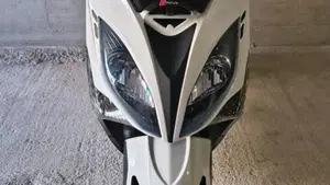 Kymco Xciting 300i R (2007 - 14)  (6)