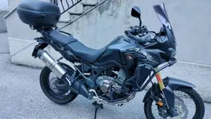 Honda Africa Twin CRF 1000L DCT ABS (2016 - 17)  (3)