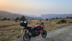 KTM 1050 Adventure (2015 - 16)  (2)