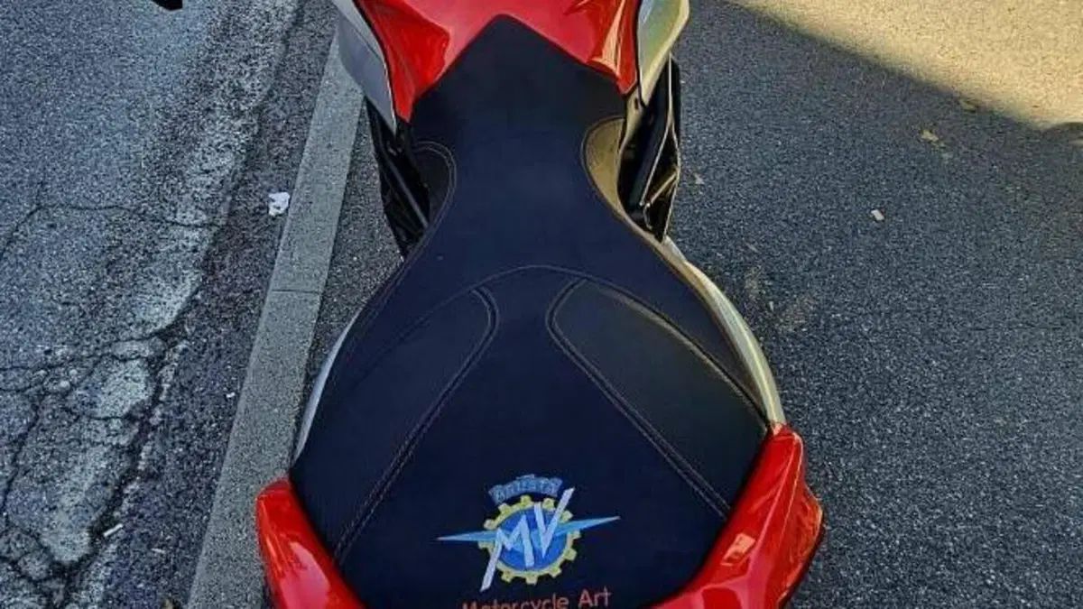 MV Agusta Rivale 800 EAS (2013 - 15)  (5)