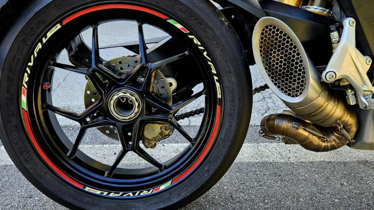 MV Agusta Rivale 800 EAS (2013 - 15)  (7)