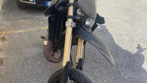 Husqvarna SM 125 (2007)  (2)