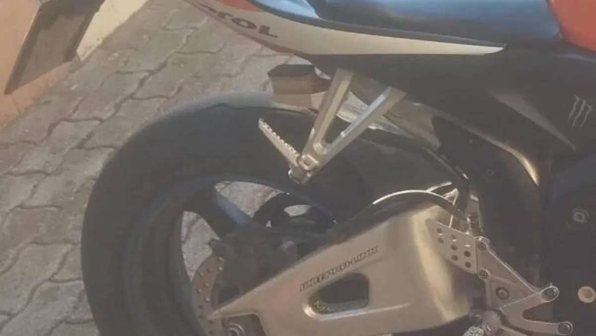 Honda CBR 600 RR (2005 - 06)  (5)