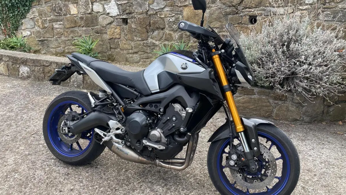 Yamaha MT-09 SP (2018 - 20)  (2)