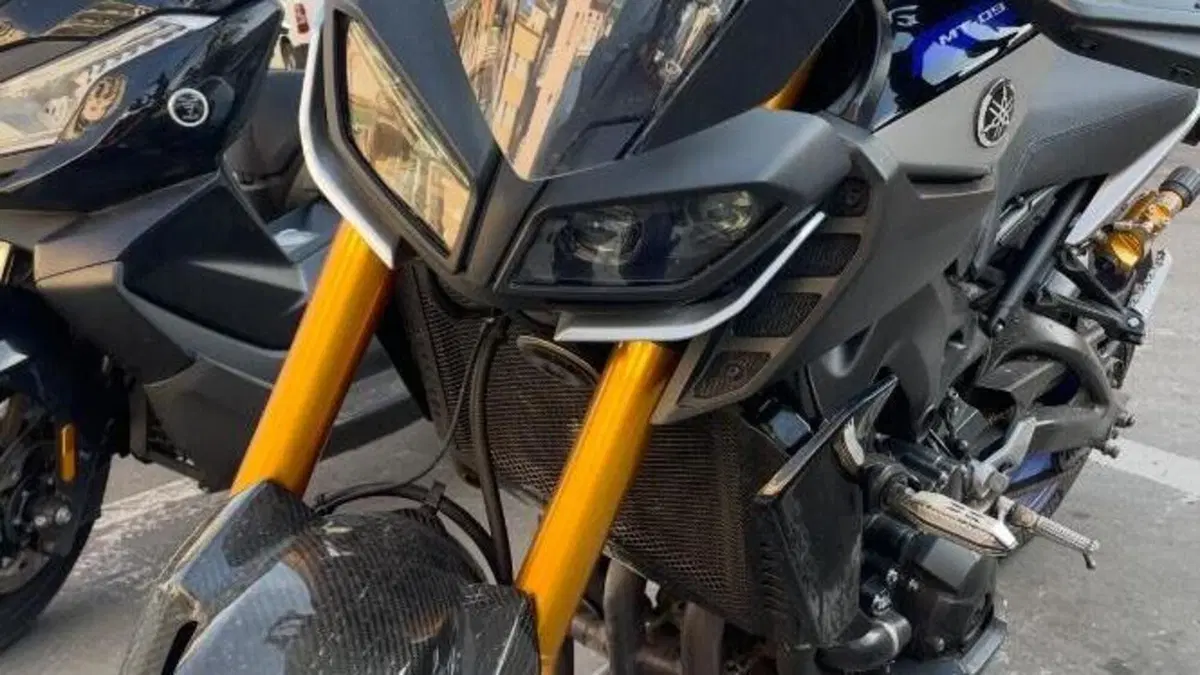Yamaha MT-09 SP (2018 - 20)  (8)
