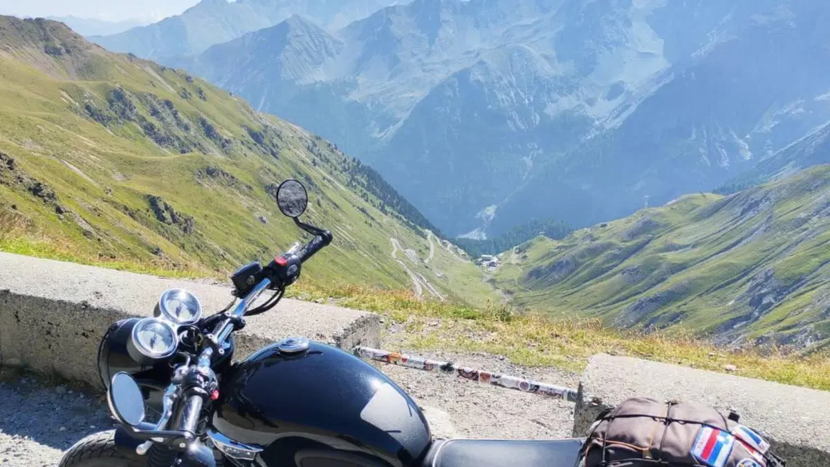 Triumph Bonneville T120 (2016 - 20)  (4)