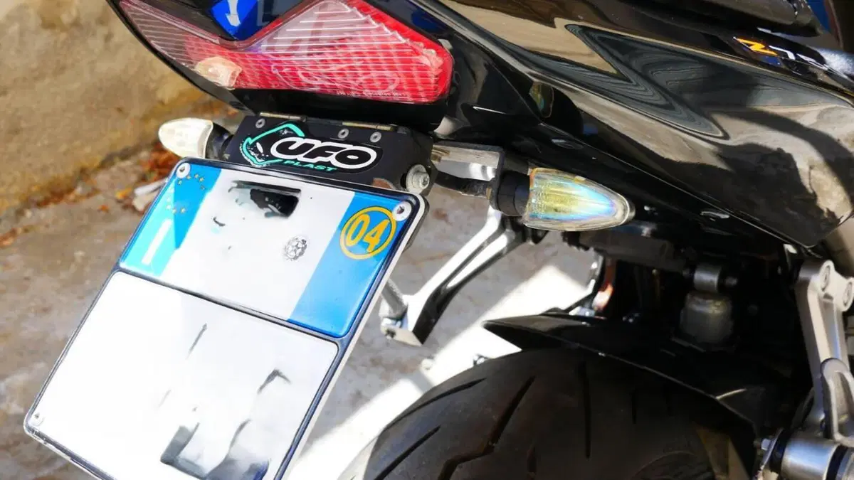 Kawasaki Z 750 (2003 - 06)  (10)