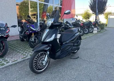 Piaggio Beverly 300 i.e. Police ABS-ASR (2017 - 20) - Annuncio 10107179