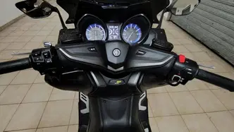 Yamaha T-Max 560 20° anniversario (2021) usata