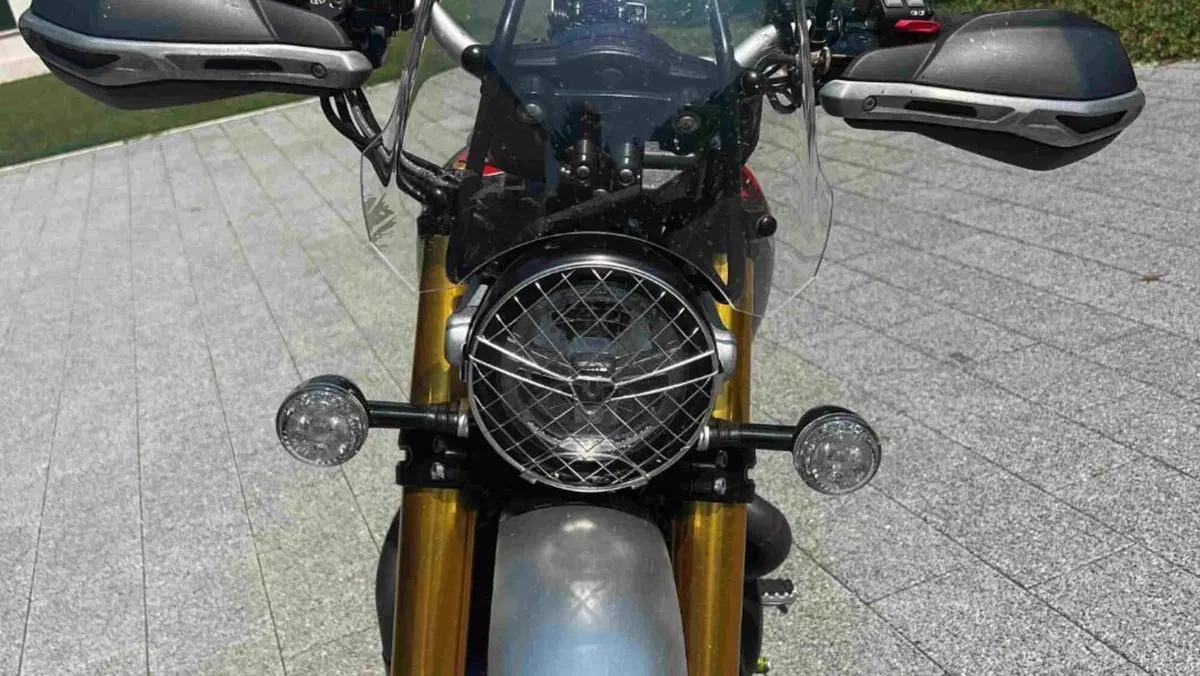 Triumph Scrambler 1200 XC Gold Line Edition (2021 - 23)  (4)