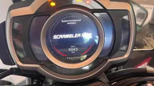 Triumph Scrambler 1200 XC Gold Line Edition (2021 - 23)  (7)