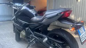 Yamaha XJ6 (2008 - 15)  (3)