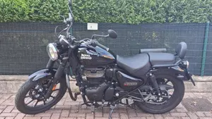 Royal Enfield Meteor 350 (2021 - 26)  (3)