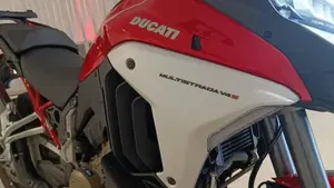 Ducati Multistrada V4 S (2021 - 24)  (2)