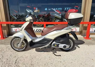 Piaggio Beverly 300 i.e. ABS-ASR (2016 - 20) - Annuncio 10107212
