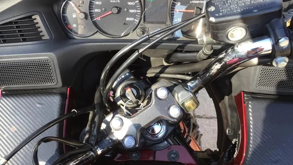 Honda Deauville 700  