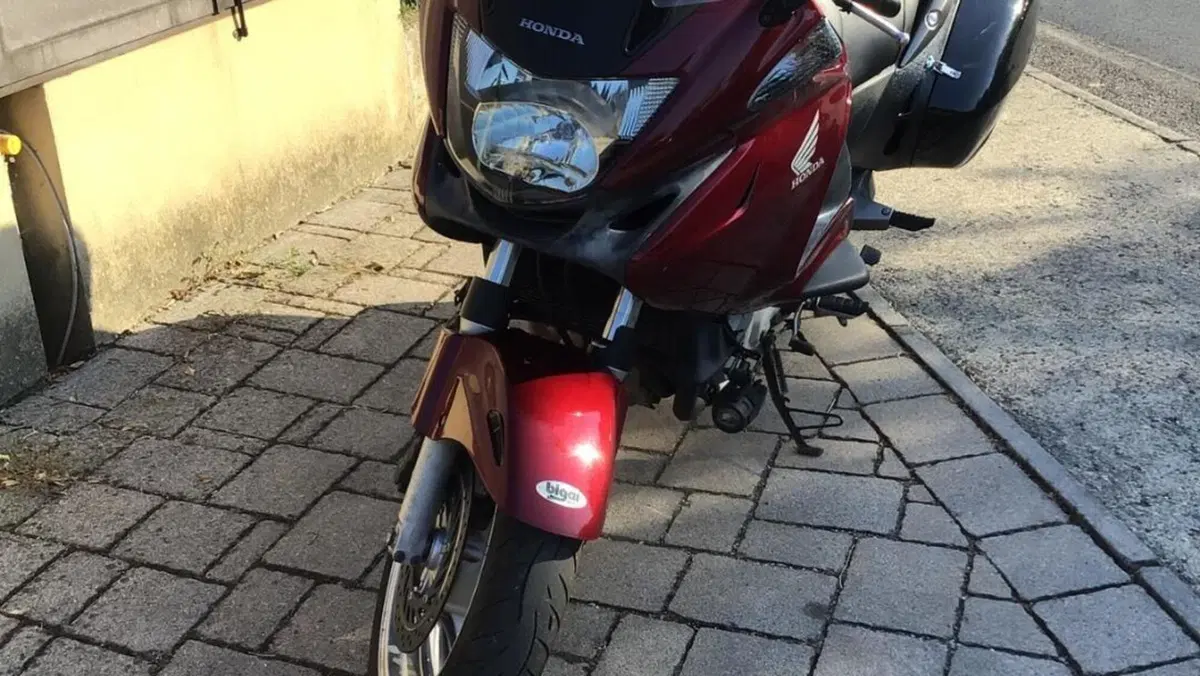Honda Deauville 700   (7)