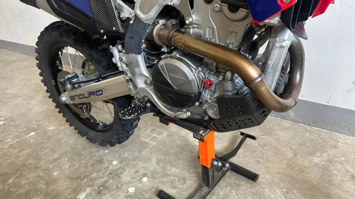 Honda CRF 250RX Enduro (2022)  (4)