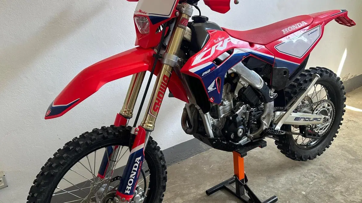 Honda CRF 250RX Enduro (2022)  (8)