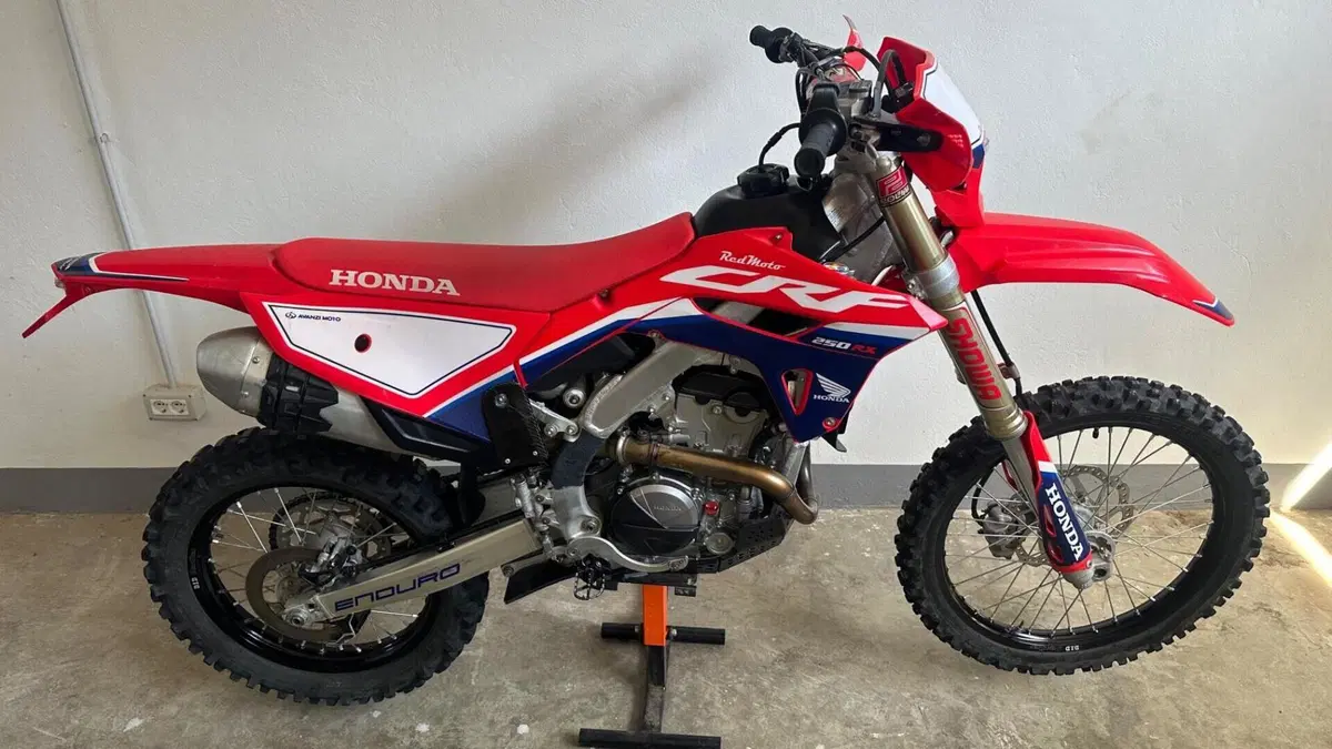 Honda CRF 250RX Enduro (2022)  (11)