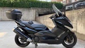 Yamaha T-Max 500 (2008 - 12)  (2)