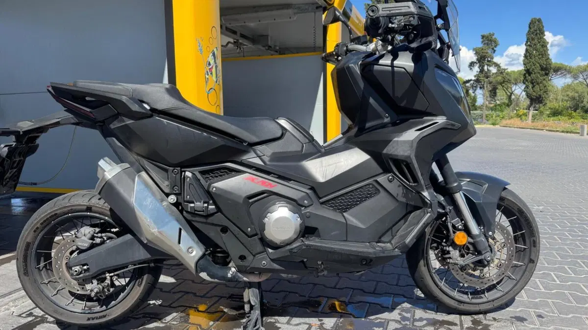 Honda X-ADV 750 DCT (2021 - 24)  (2)