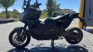Honda X-ADV 750 DCT (2021 - 24)  (6)