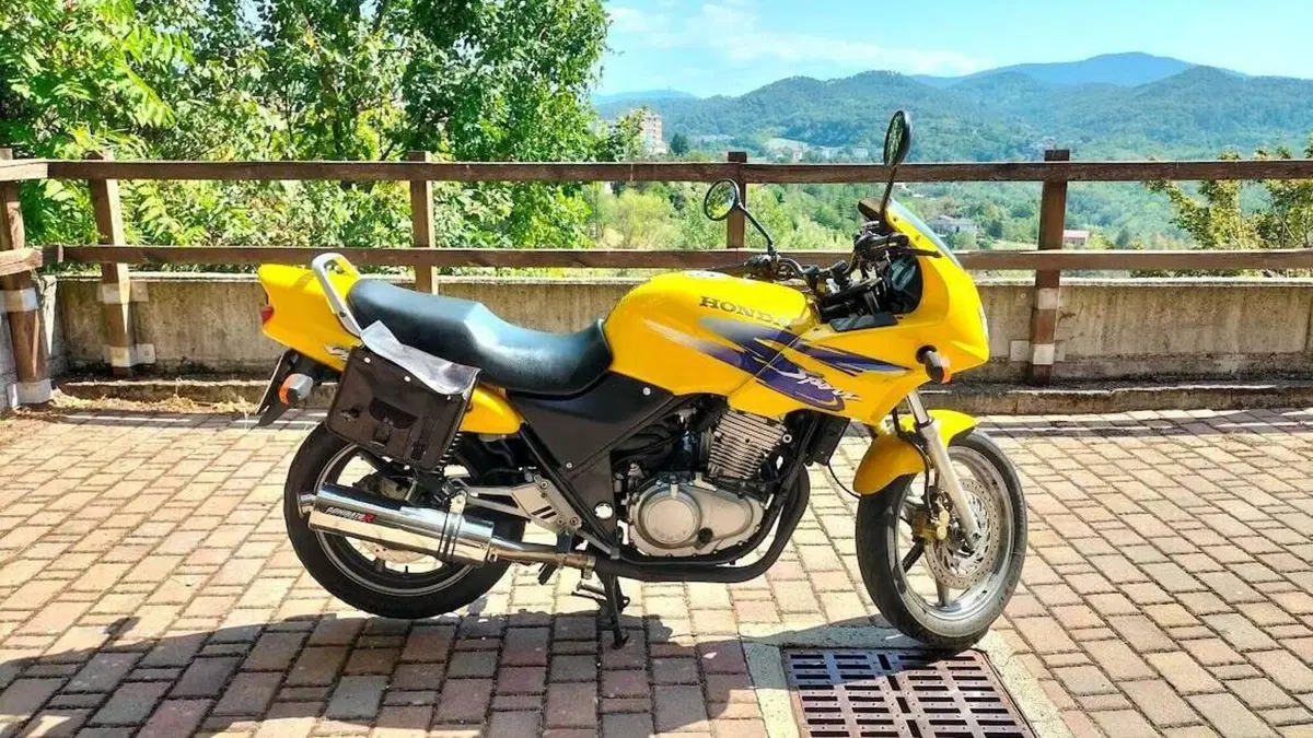 Honda  