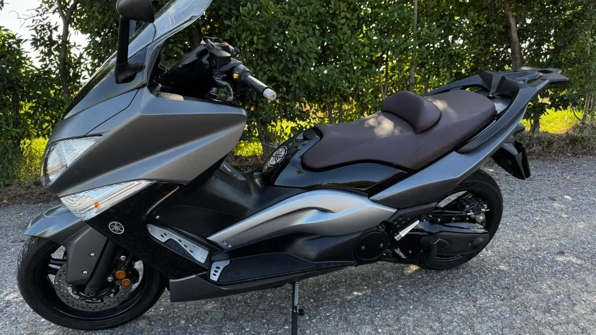 Yamaha T-Max 500 (2008 - 12)  (2)