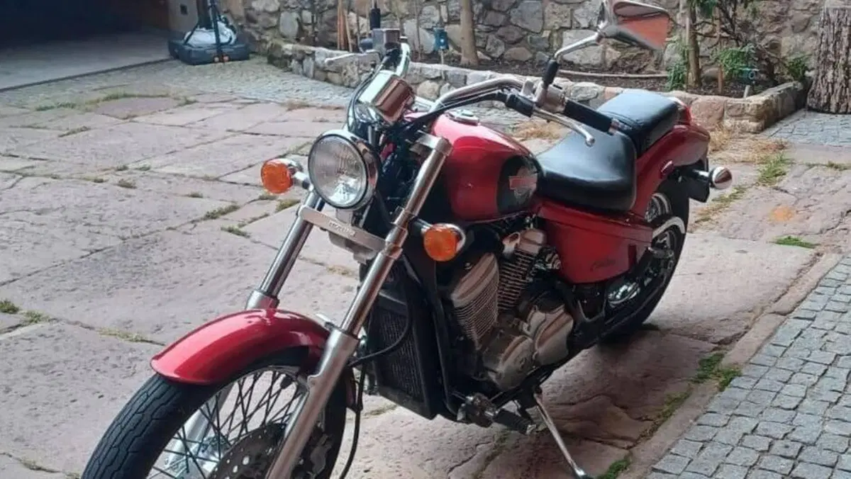 Honda VT 600 C Shadow (1989 - 02)  (4)