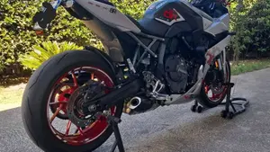 Suzuki GSX-8R (2024 - 26)  (5)