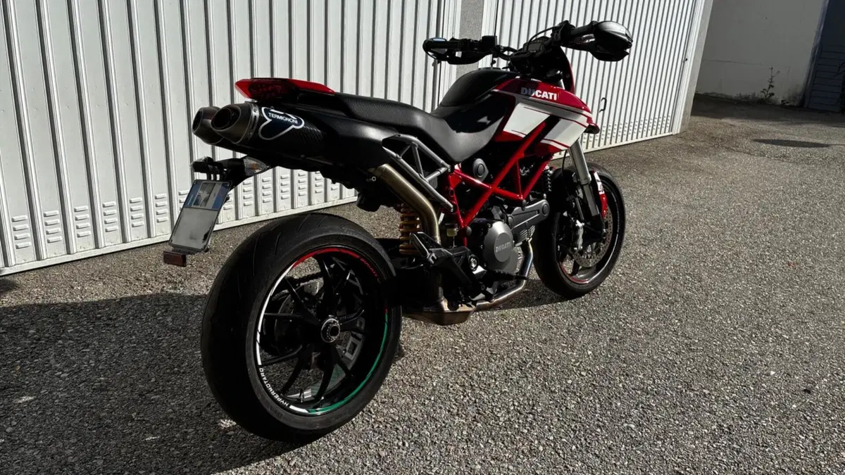 Ducati Hypermotard 796 (2012)  (2)