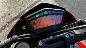 Ducati Hypermotard 796 (2012)  (4)