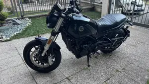 Benelli Leoncino 500 ABS (2017 - 20) 