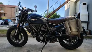 Ducati Scrambler 800 Nightshift (2023 - 24)  (2)
