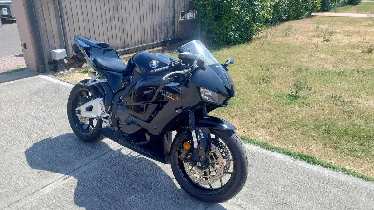 Honda CBR 600 RR ABS (2012 - 16)  (2)