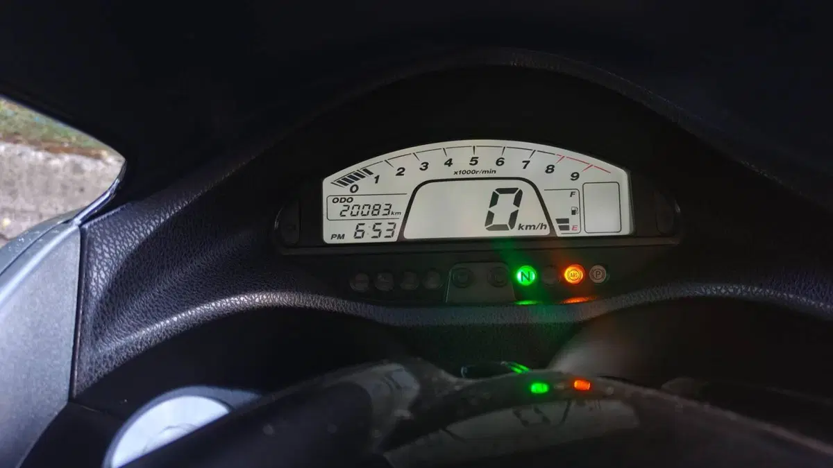 Honda DN-01  (6)