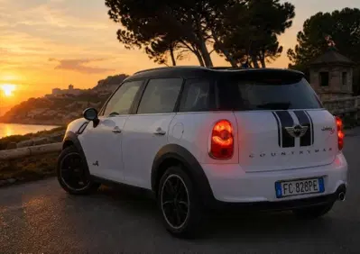 MINI Mini Countryman 2.0 Cooper D Countryman (4)