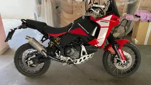 Ducati DesertX Discovery (2025) 