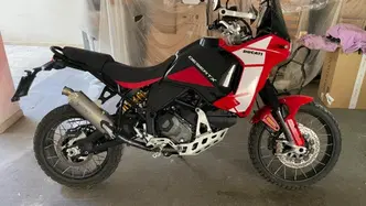 Ducati DesertX Discovery (2025) usata