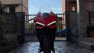 Ducati Panigale V2 (2025 - 26)  (2)