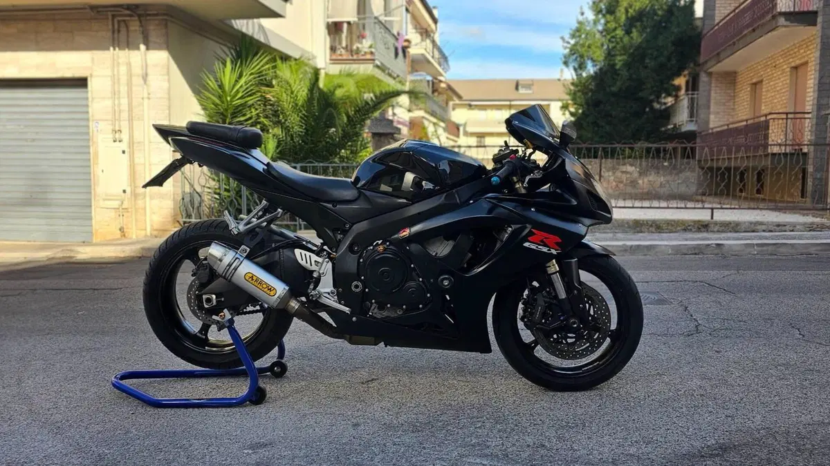 Suzuki GSX R 600 (2006 - 07)  (4)