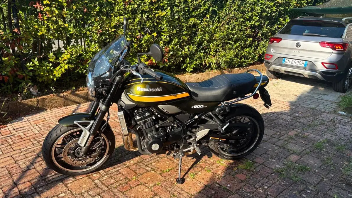 Kawasaki Z 900 RS (2021) 