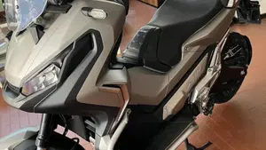 Honda X-ADV 750 (2018 - 20)  (3)