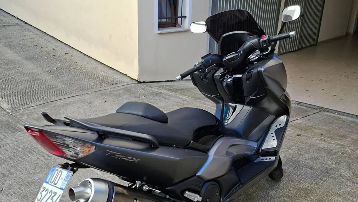 Yamaha T-Max 500 (2008 - 12)  (3)
