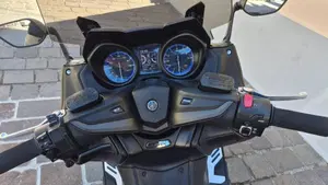 Yamaha T-Max 560 (2020 - 21)  (10)
