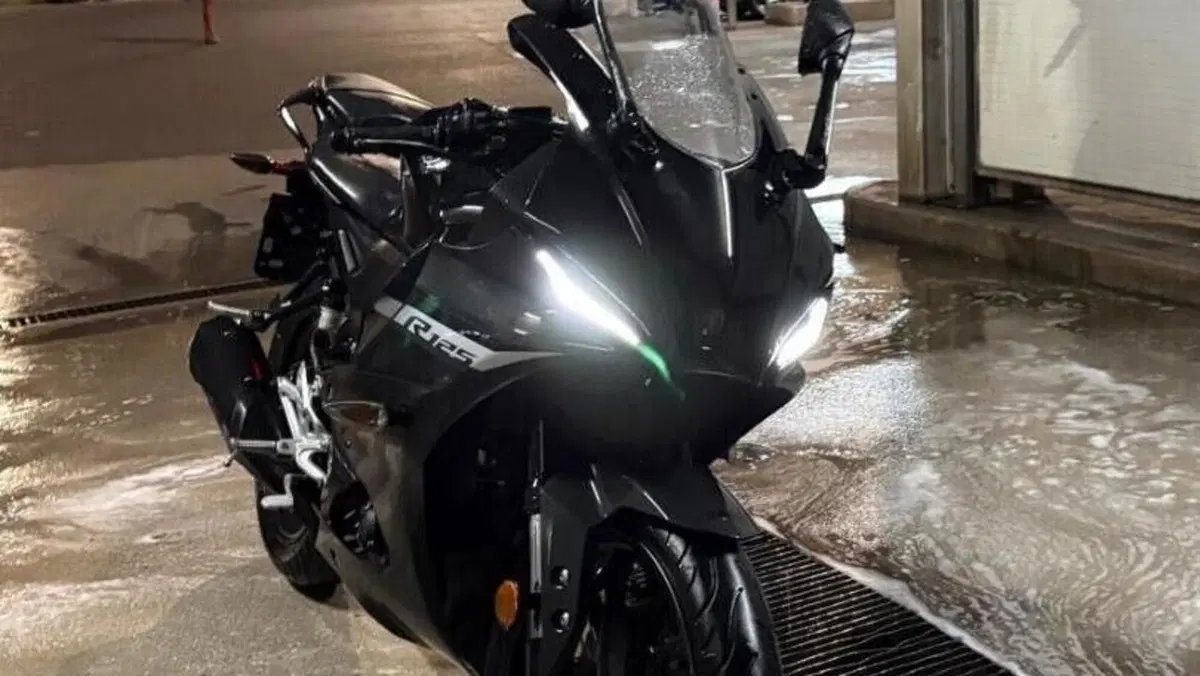 Yamaha YZF R125 (2023 - 26)  (2)