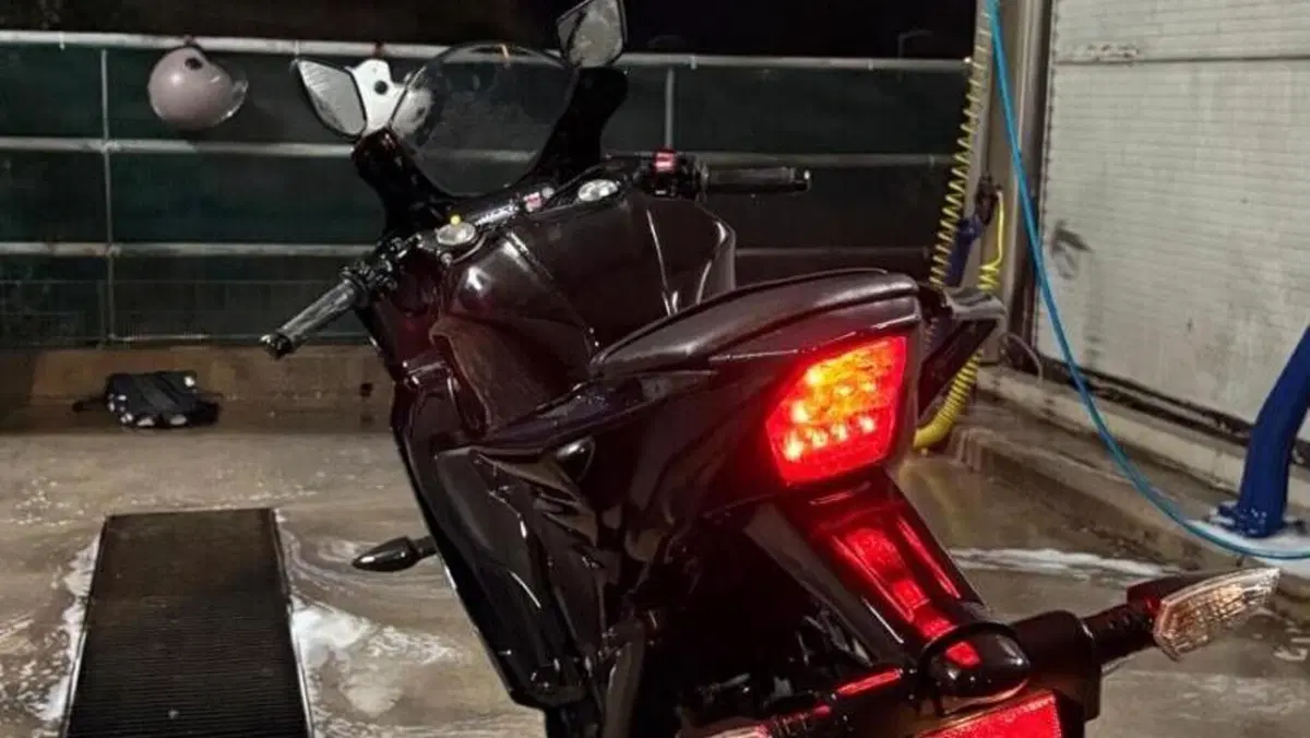 Yamaha YZF R125 (2023 - 26)  (9)